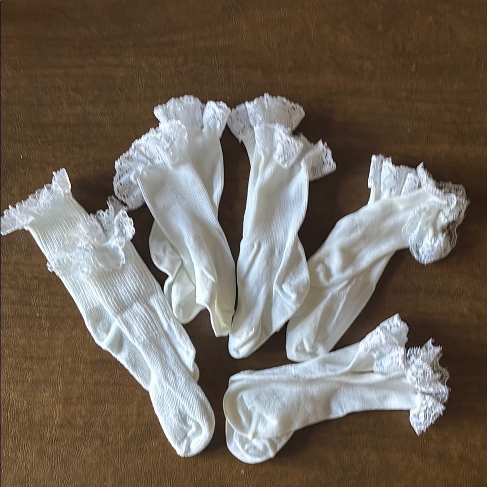 White Lace Trim Socks